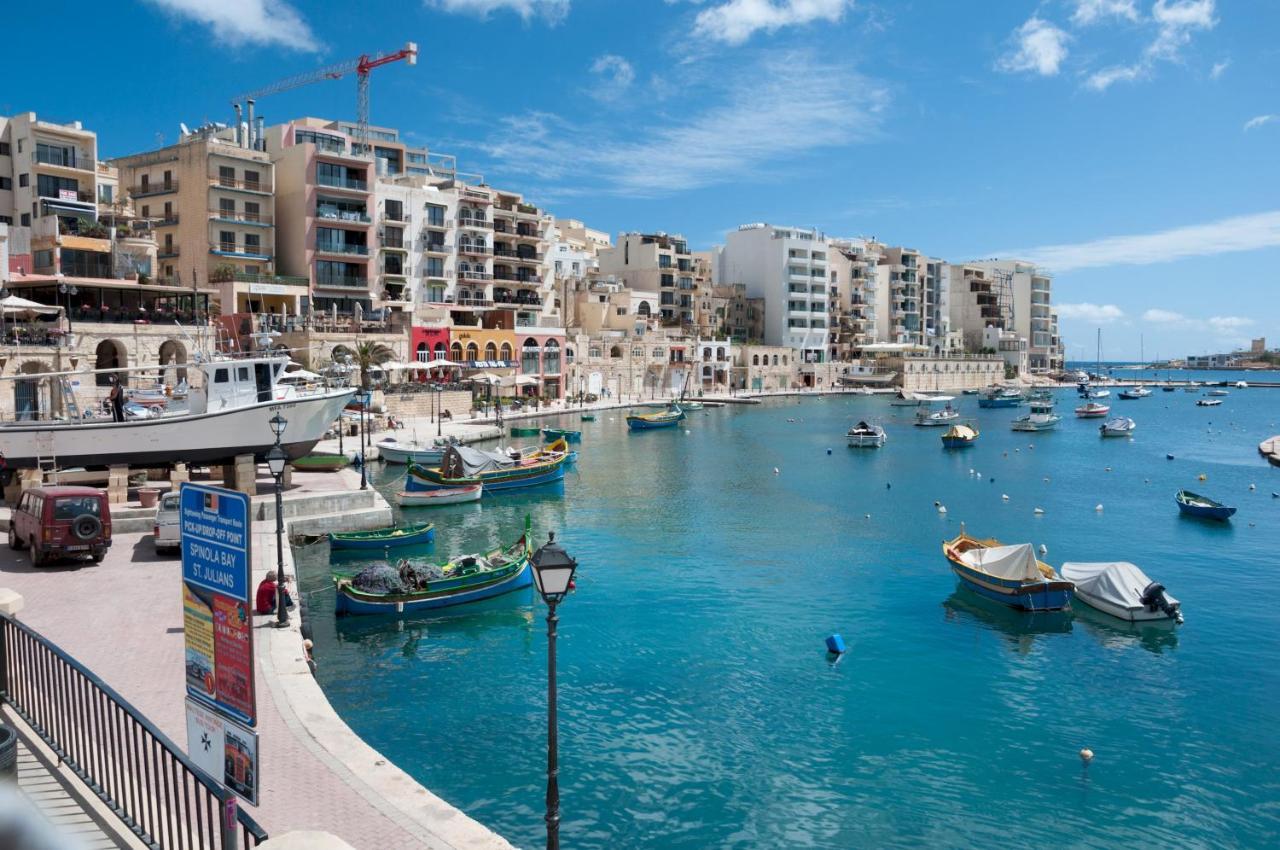 Modern Family Holiday Retreat In Gzira Слима Экстерьер фото